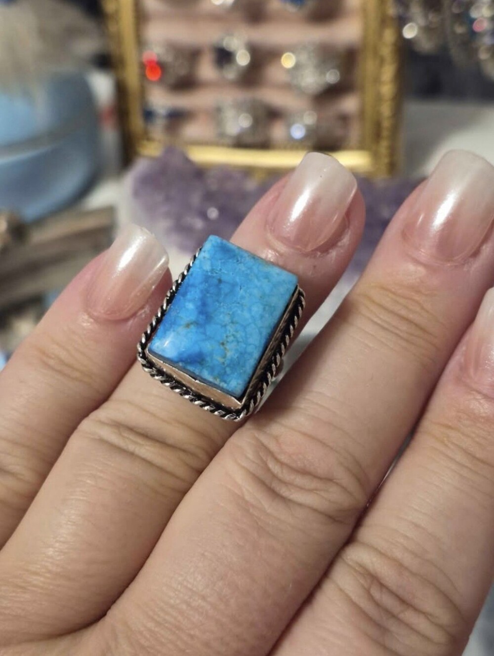 Ladies Size 7 Sterling 925 Silver Nepali  Turquoise Artisan Ring B950
